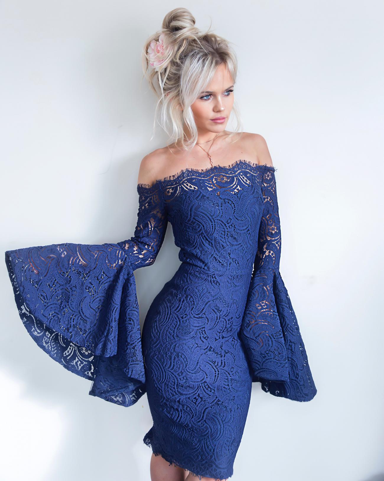 Trumpet white lace dress