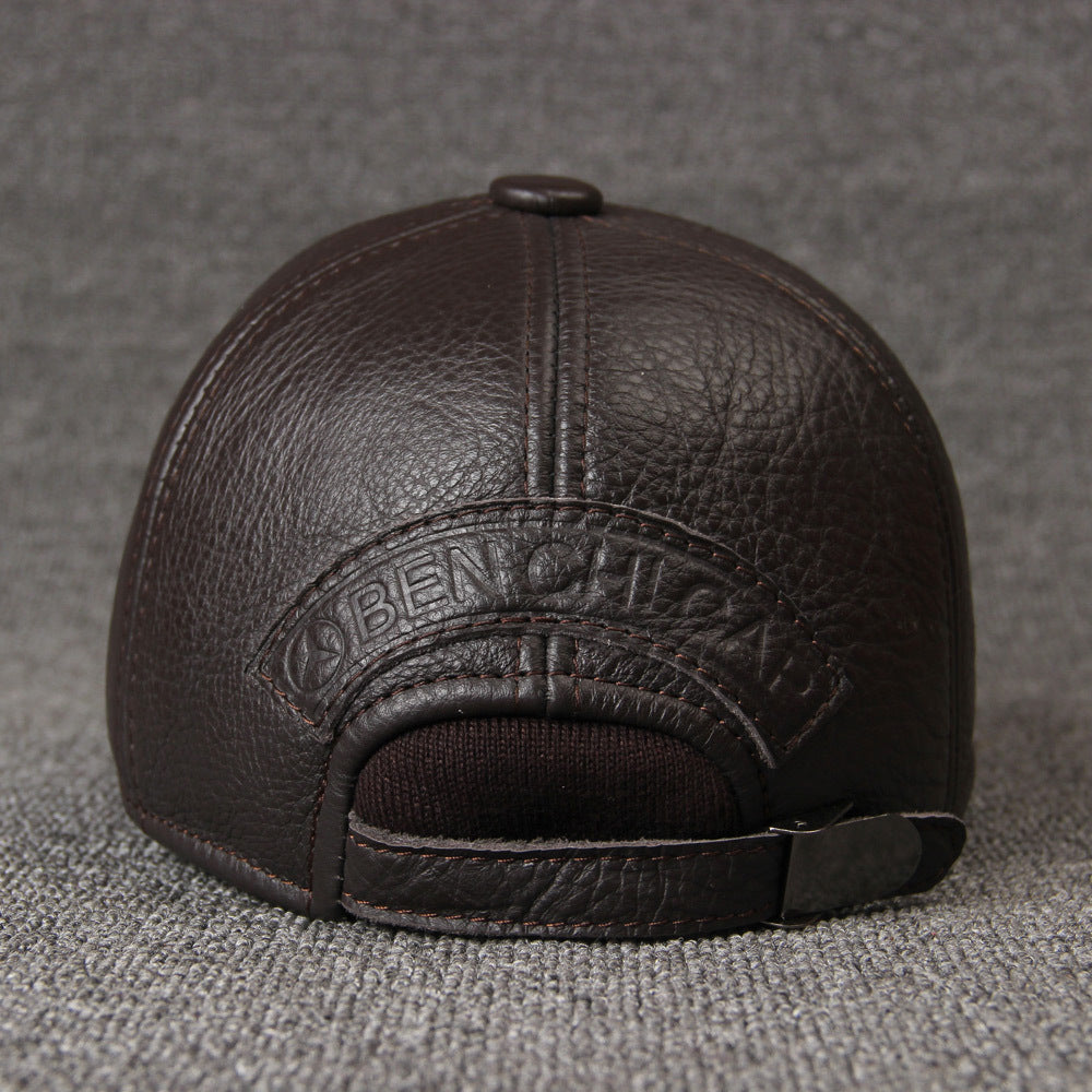Monochrome cowhide hat