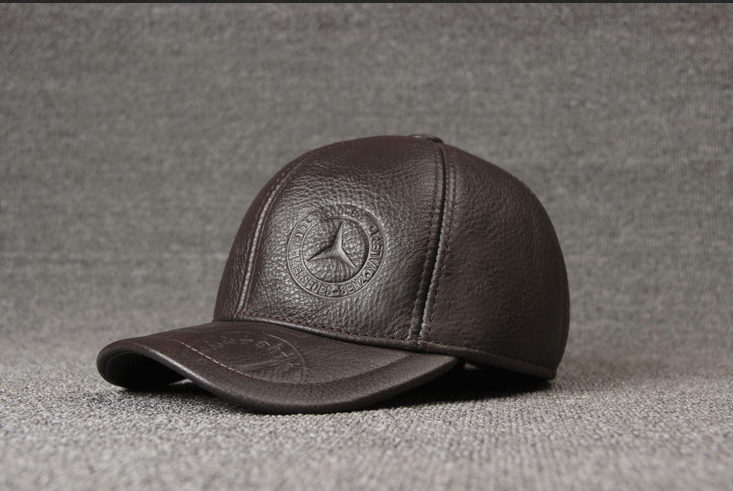 Monochrome cowhide hat