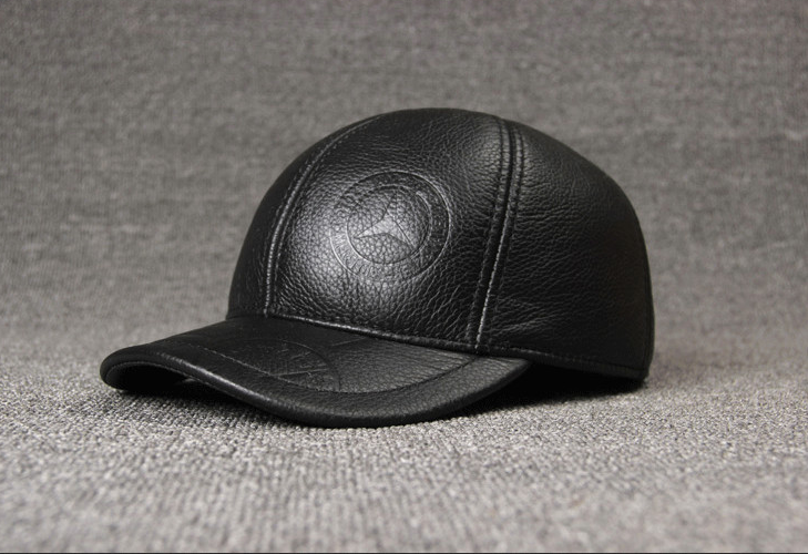 Monochrome cowhide hat