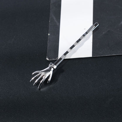 New Arrival Metal Skull Hand Hair Clips For Women Fashion